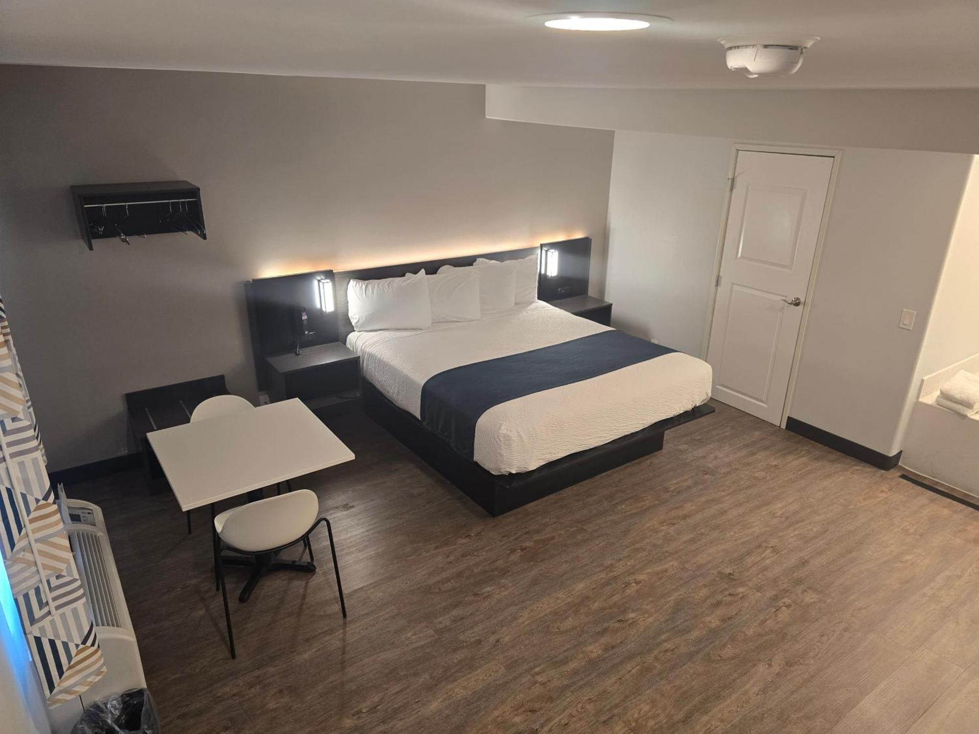 Motel 6 Los Angeles, Ca - Downtown — Photos 1